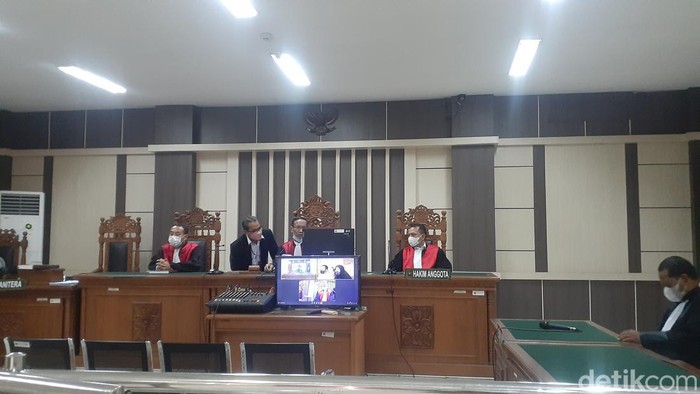 Sidang tuntutan kasus korupsi di Polres Blora, di Pengadilan Tipikor Semarang, Senin (18/7/2022).