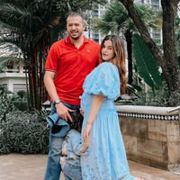 Menikah dengan Ahmad Assegaf pada 18 Februari 2018, keduanya sudah dikaruniai seorang putri cantik dan kini tengah menanti kehadiran anak keduanya. Wajah putri pertamanya sendiri hingga saat ini masih belum diungkap secara jelas ke publik. Foto: Instagram/@tasyafarasya