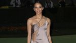 Potret Leslie Grace, Sang Batgirl Pemilik Lekuk Tubuh Sempurna