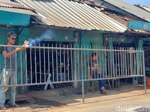 Setia Meski Sepi hingga Ranjang Tak Biasa di Jalan Bogor
