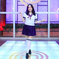 Chef Marinka membagikan foto penampilannya dengan kostum Sailormoon di Instagramnya. Gayanya yang berbeda dari biasanya itu mencuri perhatian. Foto: Instagram