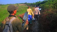 Sebelum hilang kontak pesawat ini sempat terbang latihan malam selama 1 jam bersama 3 skuadron Lanud Iswahjudi. ANTARA FOTO/Yusuf Nugroho