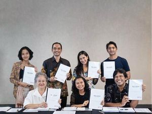 Cerita Pembuatan Novel Gadis Kretek yang Jadi Serial Dian Sastro di Netflix
