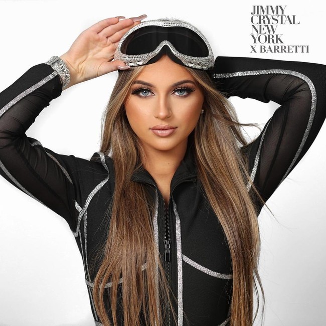 Meski terkenal di media sosial, Isabella lama tidak tampil di televisi sejak kasus yang menimpanya pada 2012. Foto: Instagram @isabellabarrett123