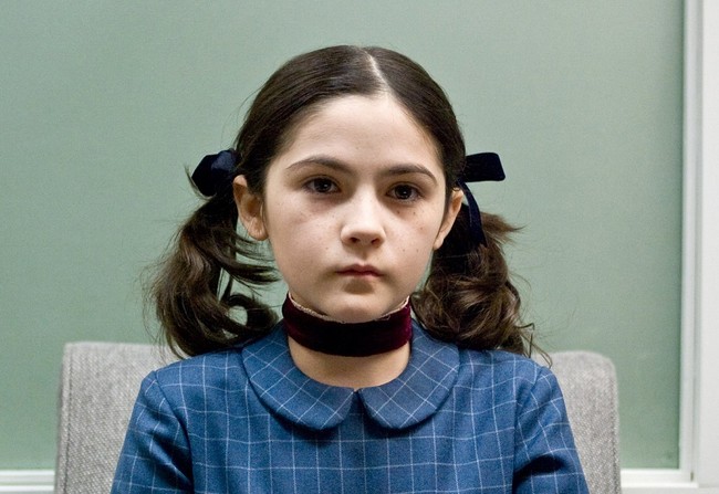Penggemar film horor bisa jadi akrab dengan wajah Isabelle Fuhrman. Ya, dia adalah pemeran Esther dalam film Orphan. Foto: Instagram