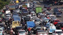 Jam Ngantor di Jakarta Diusulkan Mundur, Macet Bisa Berkurang?