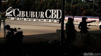 Dilansir dari detikNews, petisi itu diunggah akun bernama Umi N di website change.org. Pengunggah petisi itu menjelaskan, lampu merah di Jalan Transyogi sengaja dibangun karena proyek CBD.