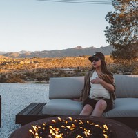 Nikita Willy sendiri melahirkan anak pertamanya, Issa Xander Djokosoetono pada 8 April di Cedars-Sinai Medical Center, Los Angeles, Amerika Serikat. Hanya dalam waktu beberapa bulan, waanita 28 tahun itu sudah berhasil terlihat langsing. Foto: Instagram/@nikitawillyofficial94