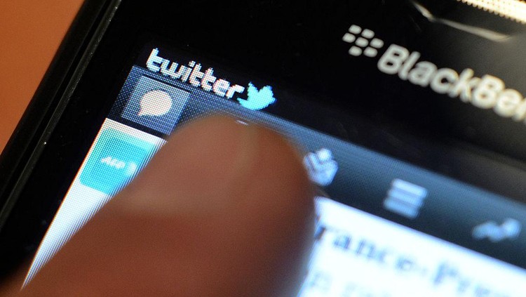 Nostalgia Kejayaan Blackberry hingga Runtuh Selain tenggelamnya Nokia, kehancuran bisnis ponsel BlackBerry juga menjadi kisah dramatis yang sukar terlupakan.