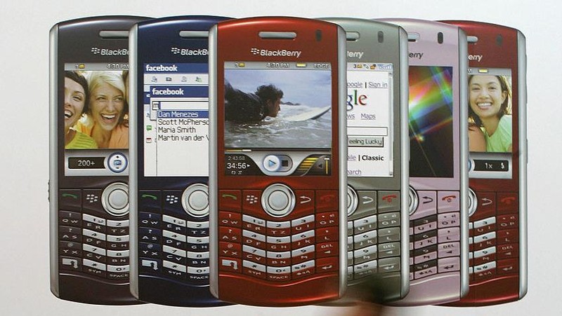 Selain tenggelamnya Nokia, kehancuran bisnis ponsel BlackBerry juga menjadi kisah dramatis yang sukar terlupakan.