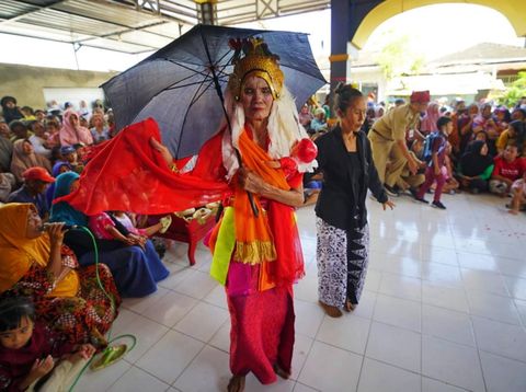 Penari Seblang Bakungan Kerasukan, Ritual Adat Kembali Digelar