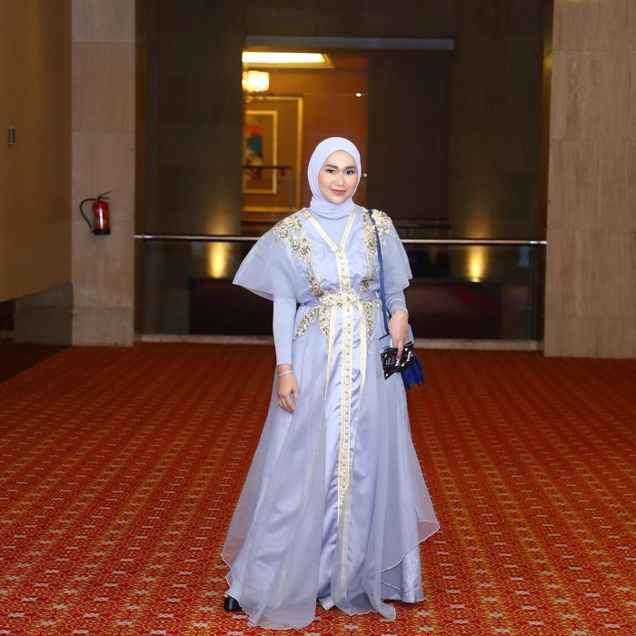 Septia Yetri Opani Septia Yetri Opani, istri Putra Siregar