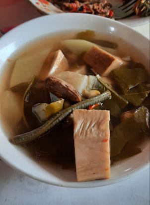 Tempat makan sayur asem enak di Jakarta buat makan siang.