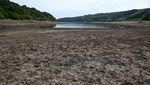 Foto Ini Tunjukkan Waduk di Inggris yang Surut Imbas Gelombang Panas