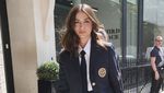 Ana de Armas Pakai Seragam Sekolah, Auto Minta Diospek Senpai!