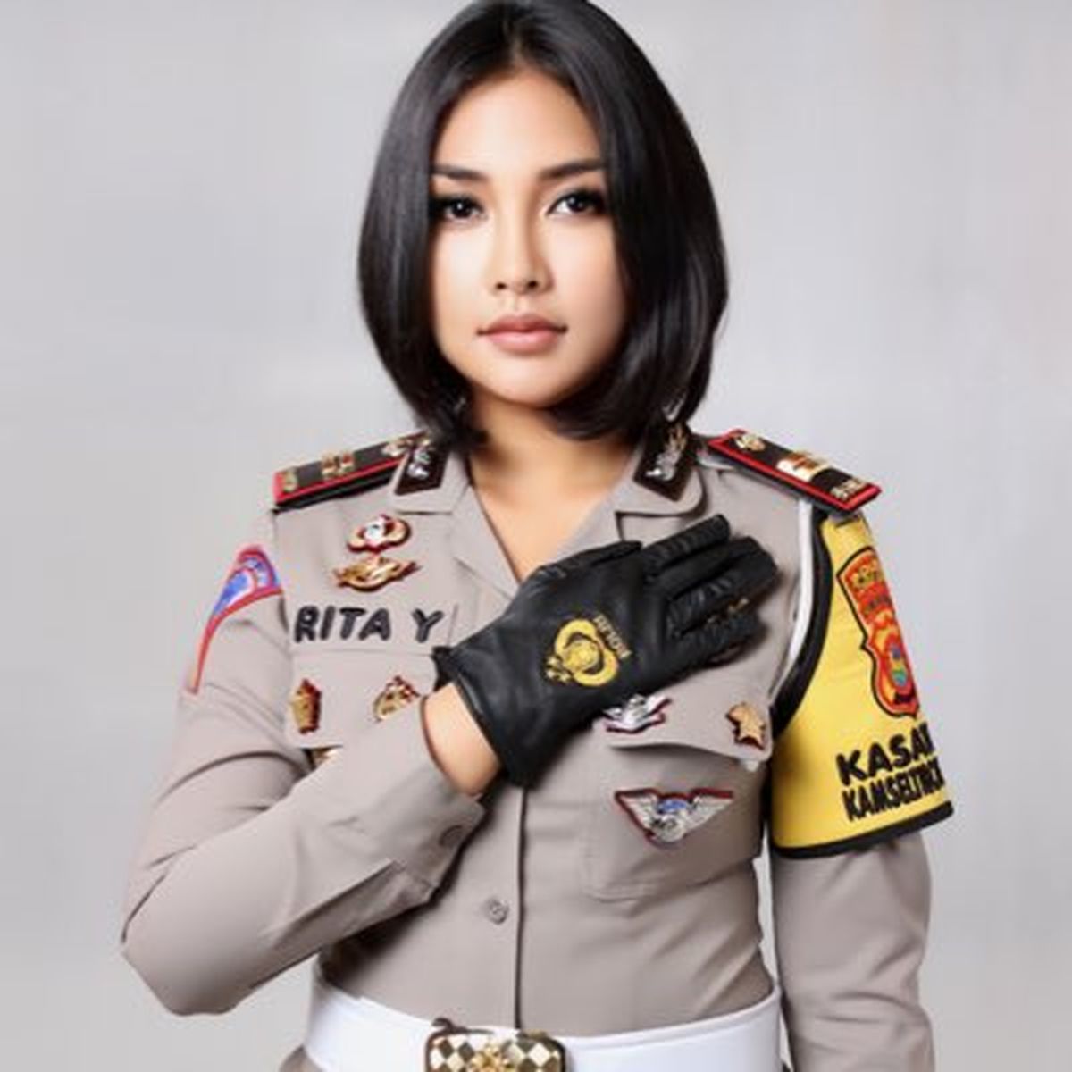 akp rita yuliana orang mana