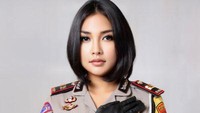 Polwan kelahiran 1 Juli 1992 ini merupakan lulusan Akpol 2013. Sebelumnya, AKP Rita Yuliana juga pernah viral karena fasih berbahasa Mandarin. Foto: AKP Rita Yuliana (Foto: dok. Istimewa/Twitter Rita Sorcha Yuliana)