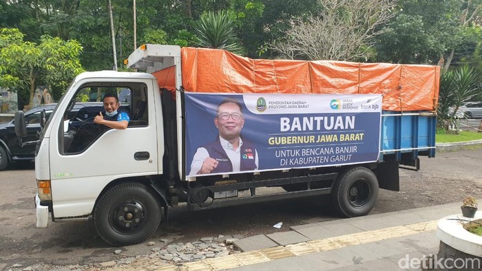 Bantuan yang dibawa Jabar Quick Response.