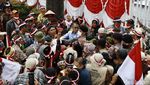 Foto-foto Kericuhan Demo Pensiunan Pos di Kantor BUMN