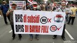 Foto-foto Kericuhan Demo Pensiunan Pos di Kantor BUMN