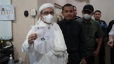 Potret Habib Rizieq Bebas Bersyarat