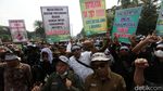 Aksi Hanoman Bersama Pegawai Perhutani Tolak SK 287
