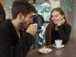 Penjelasan Psikolog Soal Banyak yang Cinlok dengan Sepupu Saat Lebaran