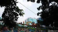 Bocornya pipa gas tersebut terjadi sekitar pukul 11.00 WIB.