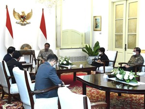 Bertemu Menlu Vietnam, Jokowi Dorong Percepat Perundingan Batas ZEE