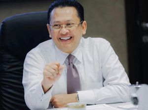 Ketua MPR Minta Bos Baru OJK Jaga Ekosistem Industri Keuangan