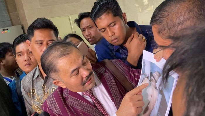 Kuasa hukum keluarga Brigadir Nofriansyah Yoshua Hutabarat alias Brigadir J, Kamaruddin Simanjuntak