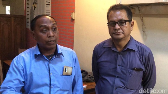 Kuasa hukum oknum Satpol PP yang menjadi tersangka korupsi barang sitaan.