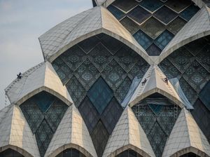 Terkini dari Proyek Masjid Raya Al Jabbar yang Dinanti Warga Bandung