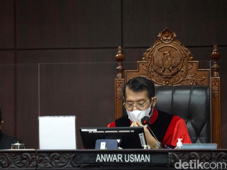 Tok! MK Tolak Legalisasi Ganja untuk Medis