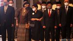 Momen Mahendra Siregar Cs Dilantik Jadi Bos OJK