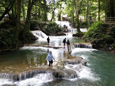 Menikmati Surga Kecil di Air Terjun Pilaweanto Banggai