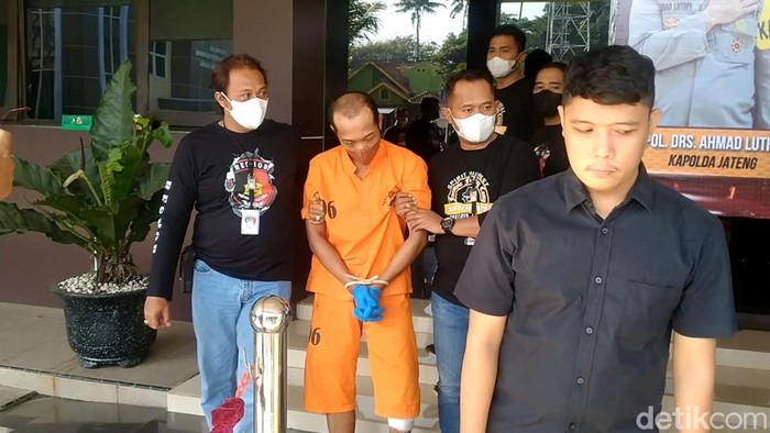 Pelaku pembunuh nenek 70 tahun di Batang, Rabu (20/7/2022).