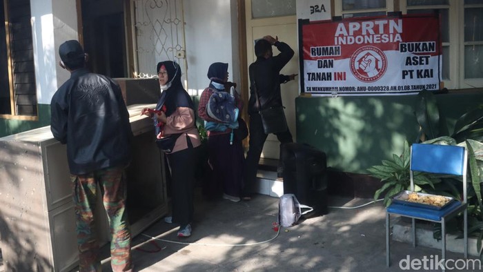 Proses eksekusi lahan PT KAI di Jalan Laswi, Kota Bandung