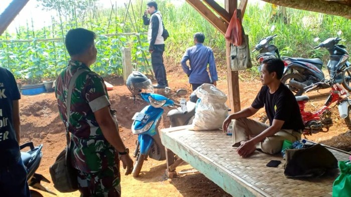 Saung tempat Gani melihat penampakan diduga harimau