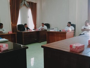 DPRD Tegur SMAN 1 Dompu karena Tak Luluskan Fadyla