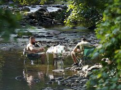 Potret Warga Inggris Tersiksa Suhu Ekstrem 40 Derajat Celcius