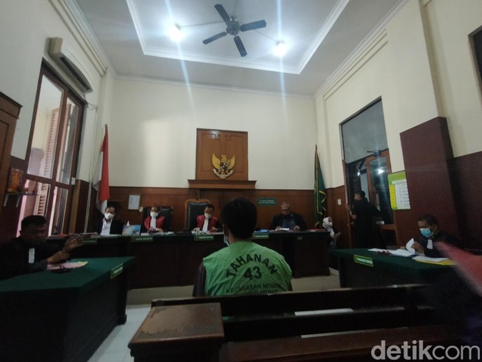 Terdakwa Nur Huda