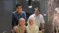 Setelah menjadi mualaf, Ayana sempat tinggal di Indonesia dan kini berada di Malaysia. Ini momen Ayana dengan teman-temannya di Malaysia saat makan malam bersama. Foto: Instagram @xolovelyayana