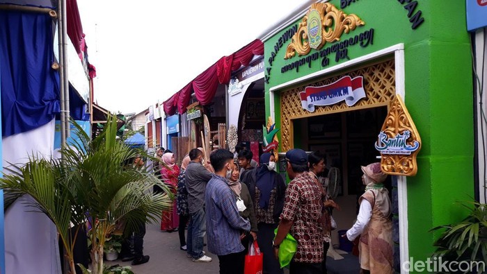Bantul Creative Expo 2022 di Pasar Seni Gabusan, Kapanewon Sewon, Kabupaten Bantul, DIY, Kamis (21/7/2022).