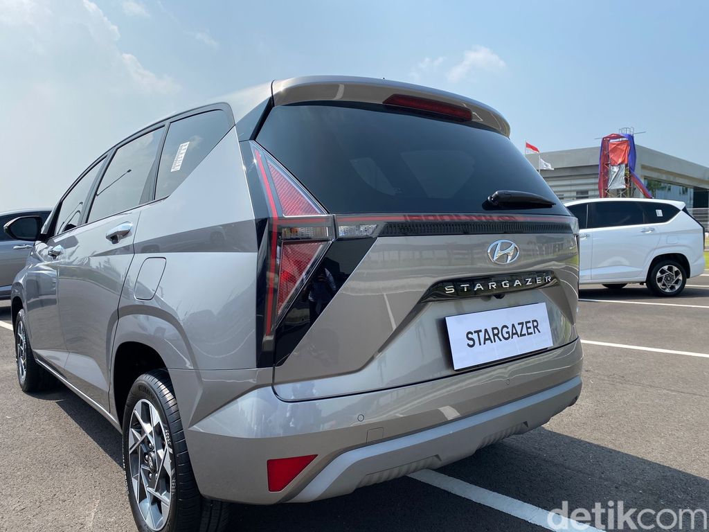 Hyundai Stragaze