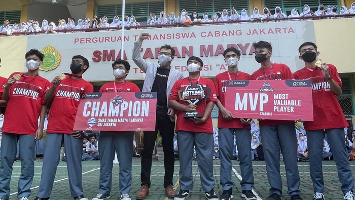 Ini Dia Juara Turnamen Esports Pelajar Indonesia Rangkaian turnamen eSports pelajar #1 Indonesia, MABAR Tournament telah menemukan juaranya. SMA Taman Madya 1 Jakarta keluar sebagai juara.