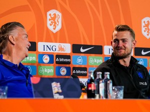 De Ligt Pilih Bayern karena Van Gaal
