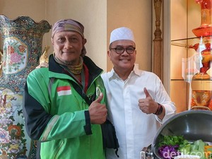 Keluar dari Penjara, Rusli Zainal Kritik Jalan Sakaratul Maut di Riau