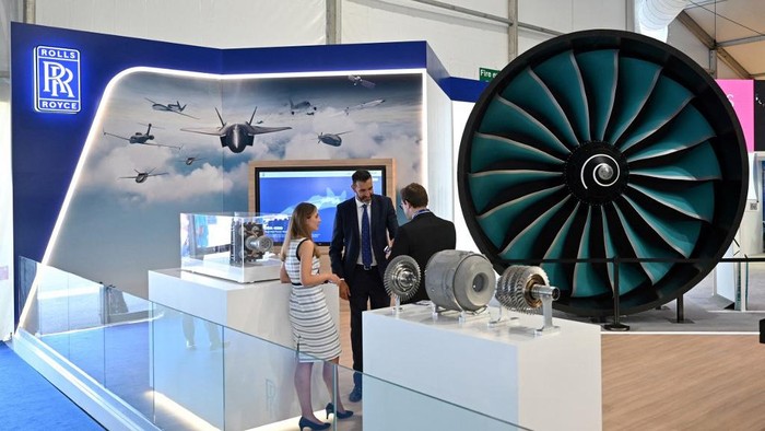 Pameran industri dirgantara Farnborough Air Show digelar di Inggris. Pesawat baru hingga drone memeriahkan pameran tersebut.