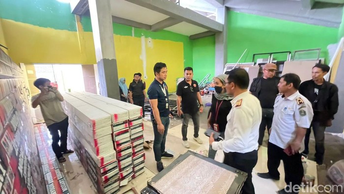 PT LIB melakukan verifikasi Stadion BJ Habibie Parepare untuk dijadikan markas PSM Makassar